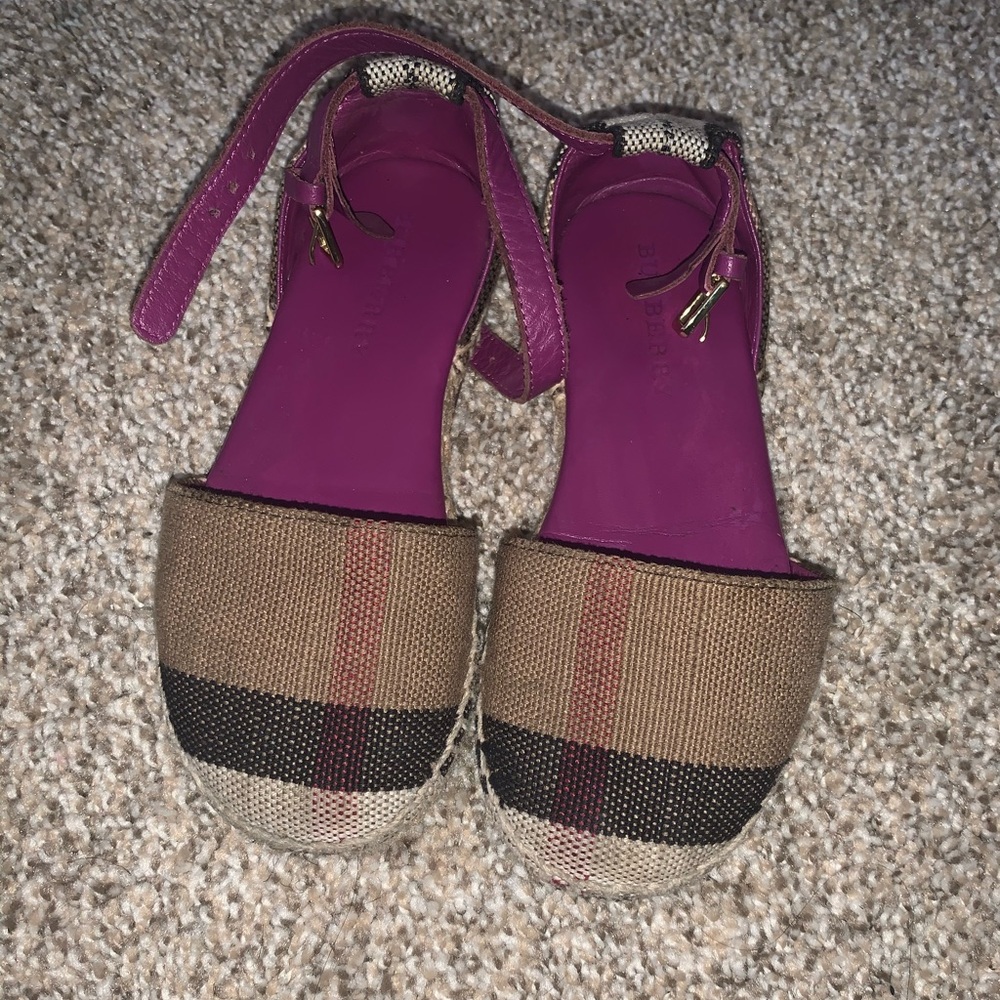 Girl Burberry shoe